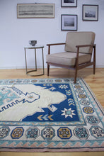 Load image into Gallery viewer, 5x8 Vintage Central Anatolian &#39;Sultanhan&#39; Turkish Rug | Bold Medallion Muted Colors Geometric Design | SKU 672
