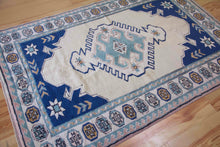 Load image into Gallery viewer, 5x8 Vintage Central Anatolian &#39;Sultanhan&#39; Turkish Rug | Bold Medallion Muted Colors Geometric Design | SKU 672
